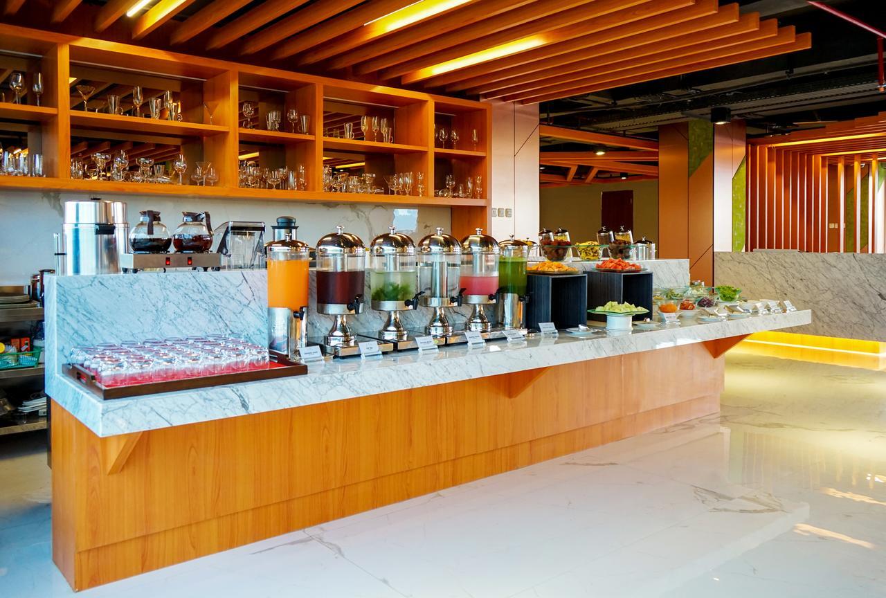 Hotel Santika Premiere امبون المظهر الخارجي الصورة